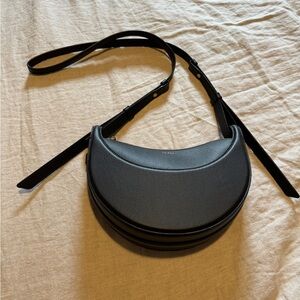 *SPRING CLOSET SALE* Polene Numero Dix - textured black leather purse